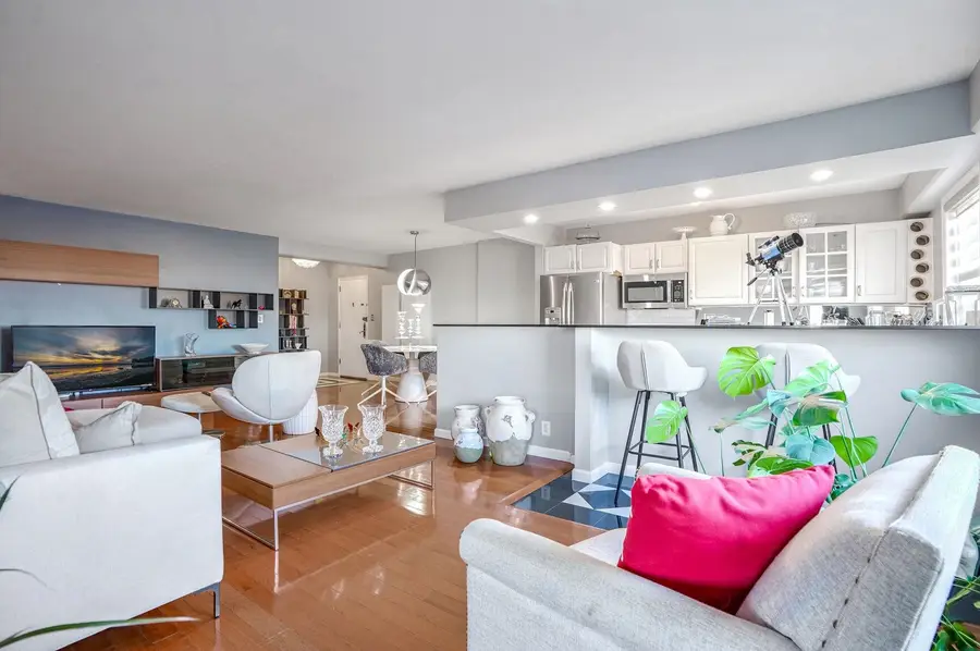 8800 BOULEVARD, North Bergen, NJ 07047 - #2