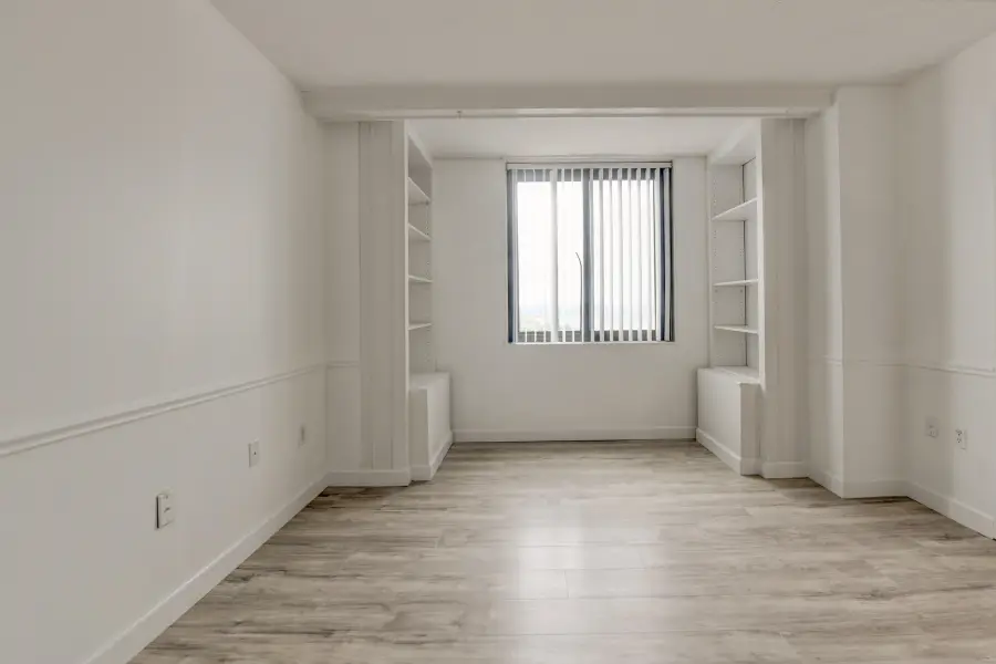 807 HARMON COVE TOWER #807, Secaucus, NJ 07094 - #3