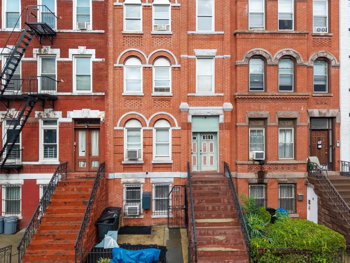 29 MADISON ST, Jersey City, NJ 07304 - #1
