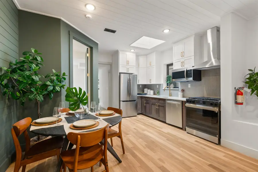 297 NEW YORK AVE, Jersey City, NJ 07307 - #3