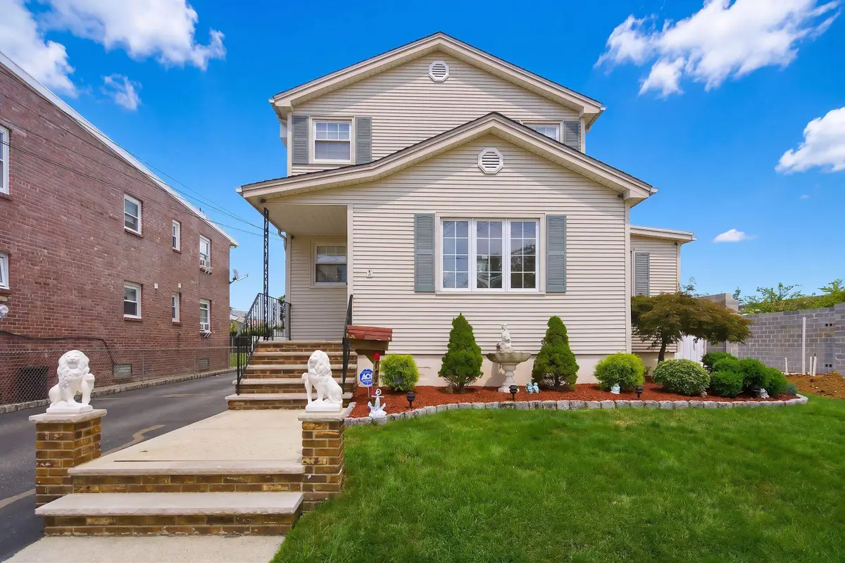 752 FOREST ST, Kearny, NJ 07032 - #1