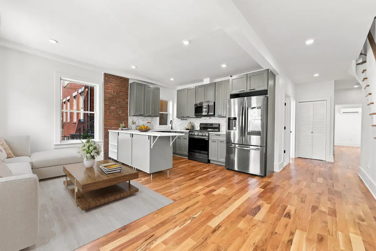 286 HALLADAY ST, Jersey City, NJ 07304 - #1