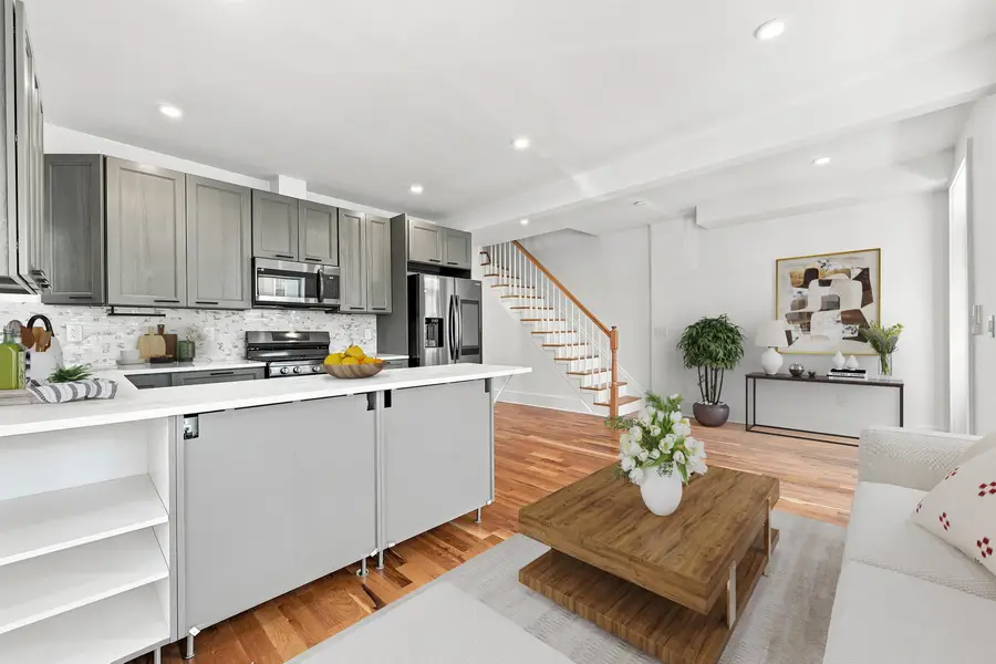 286 HALLADAY ST, Jersey City, NJ 07304 - #3