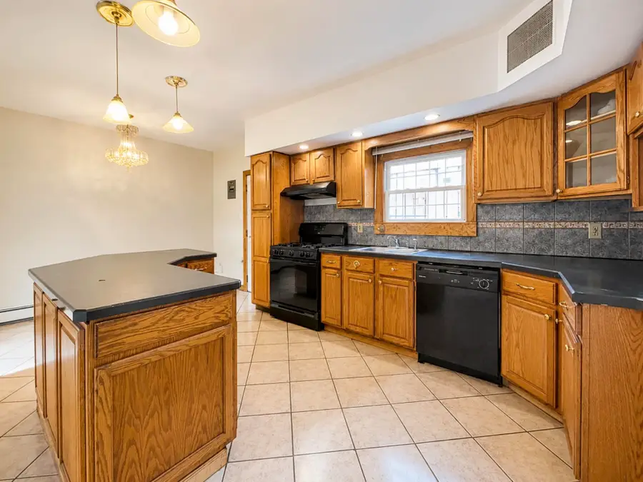 60 LEXINGTON AVE, Jersey City, NJ 07304 - #2