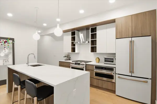 160 BRUNSWICK ST #205, JC, Downtown, NJ 07302