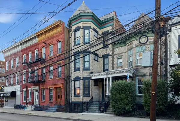 933A SUMMIT AVE #1, JC, Heights, NJ 07307