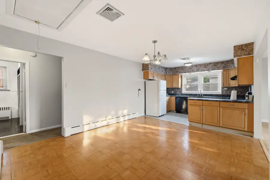 6412 COLUMBIA AVE, North Bergen, NJ 07047 - #3