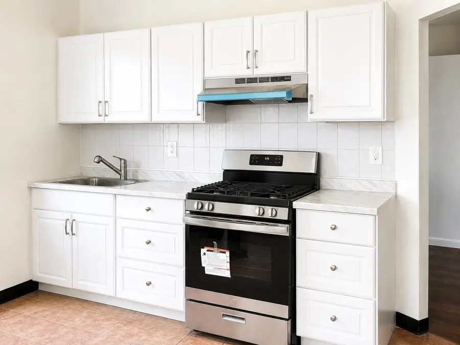 1870 KENNEDY BLVD #2A, Jersey City, NJ 07305 - #3