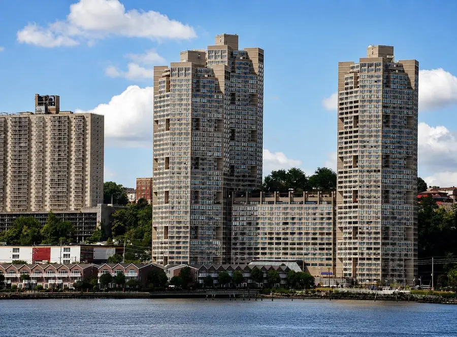 7002 BLVD EAST #15P, Guttenberg, NJ 07039 - #3