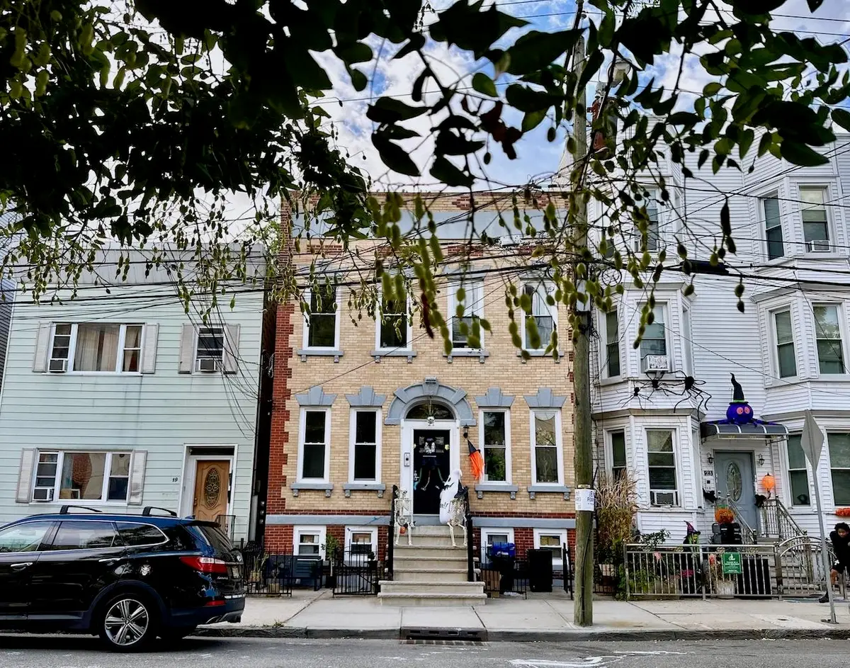 21 HANCOCK AVE #3, Jersey City, NJ 07307 - #1