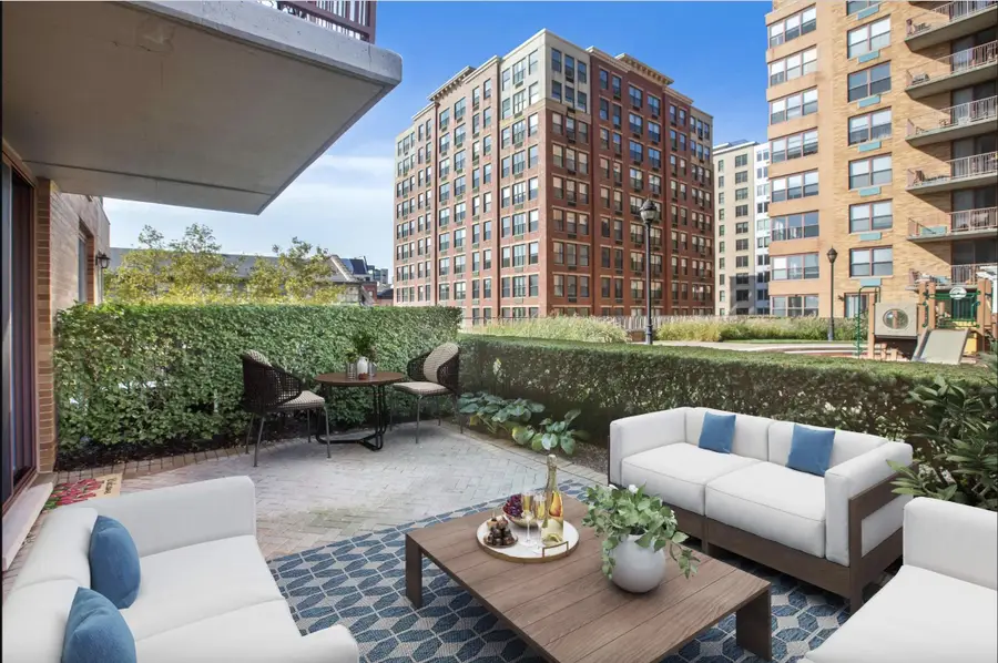 2 CONSTITUTION CT #413, Hoboken, NJ 07030 - #2