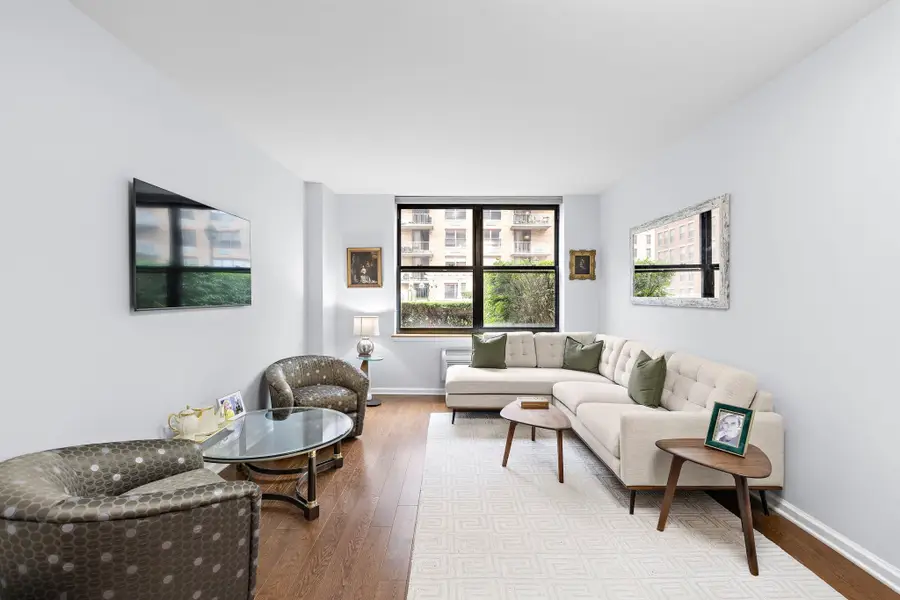 2 CONSTITUTION CT #413, Hoboken, NJ 07030 - #3