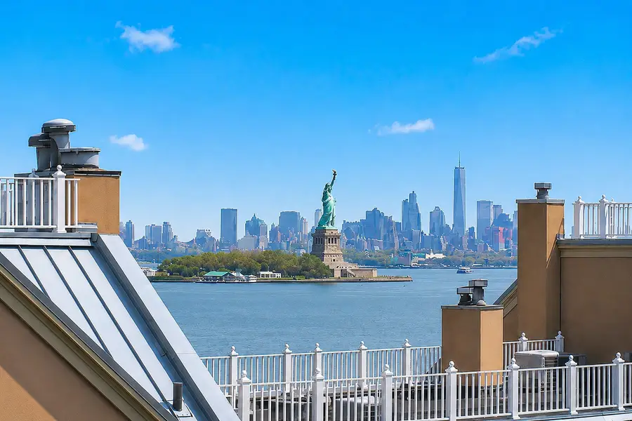 208 SHEARWATER CT WEST #71, Jersey City, NJ 07305 - #2