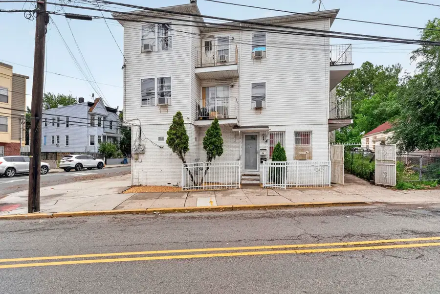 115 OLD BERGEN RD, Jersey City, NJ 07305 - #2