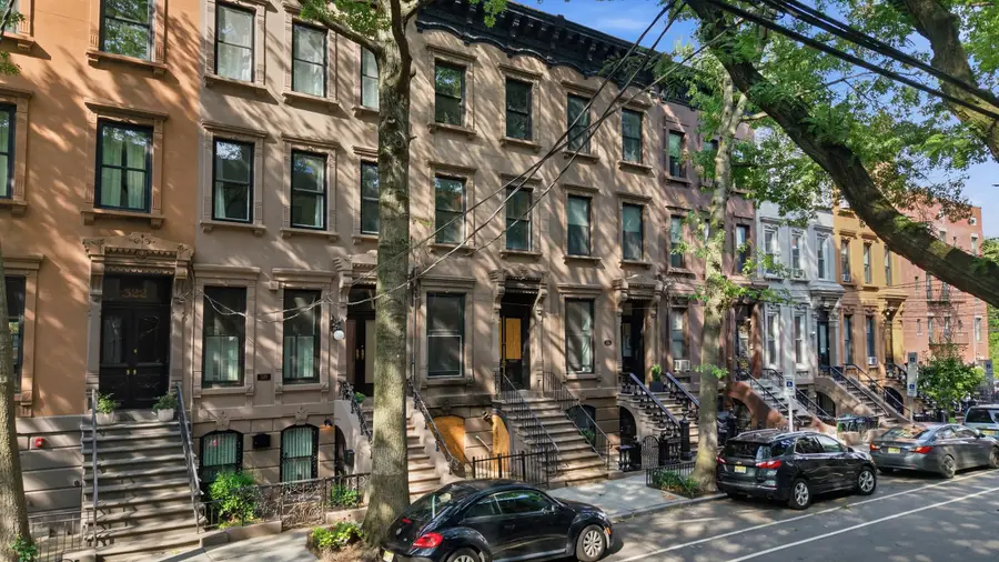 318 YORK ST, Jersey City, NJ 07302 - #2