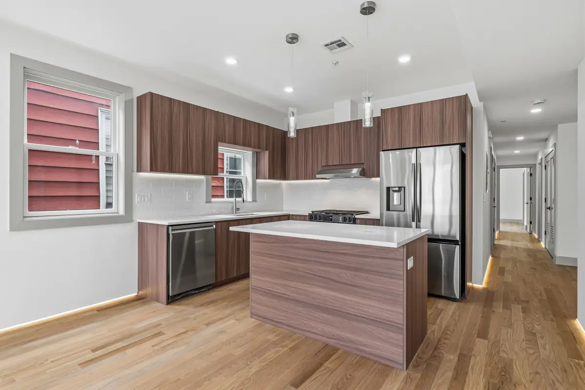 161 WOODLAWN AVE #2, Jersey City, NJ 07305 - #1