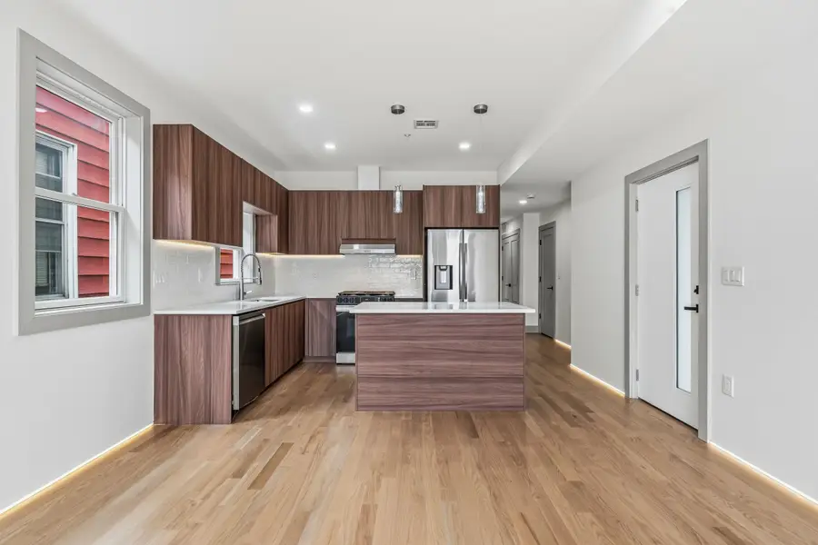 161 WOODLAWN AVE #2, Jersey City, NJ 07305 - #3