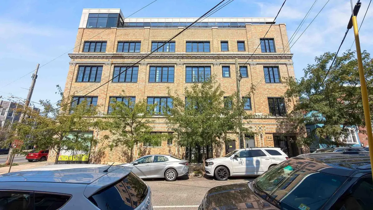 142 CHARLES ST #204, Jersey City, NJ 07307 - #1