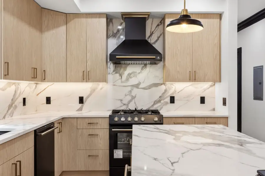 109 WEBSTER AVE #1, Jersey City, NJ 07307 - #2