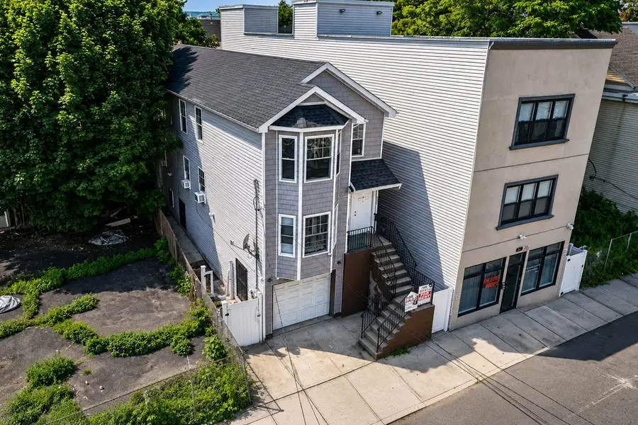 242 GRAHAM AVE, Paterson, NJ 07501 - #2