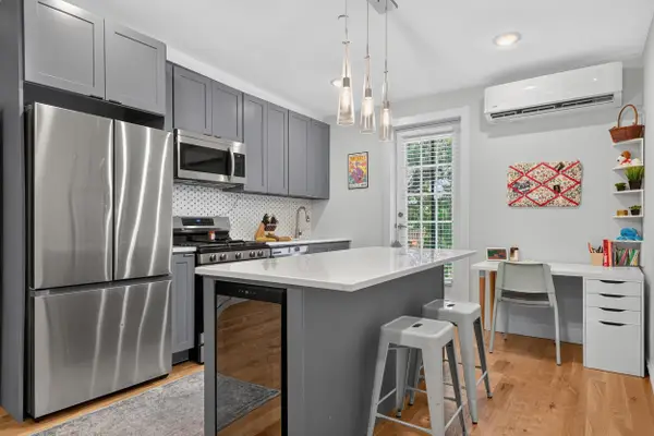 543 PALISADE AVE #3, JC, Heights, NJ 07307