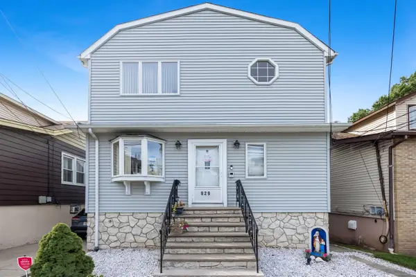 829 ROOSEVELT AVE, Secaucus, NJ 07094