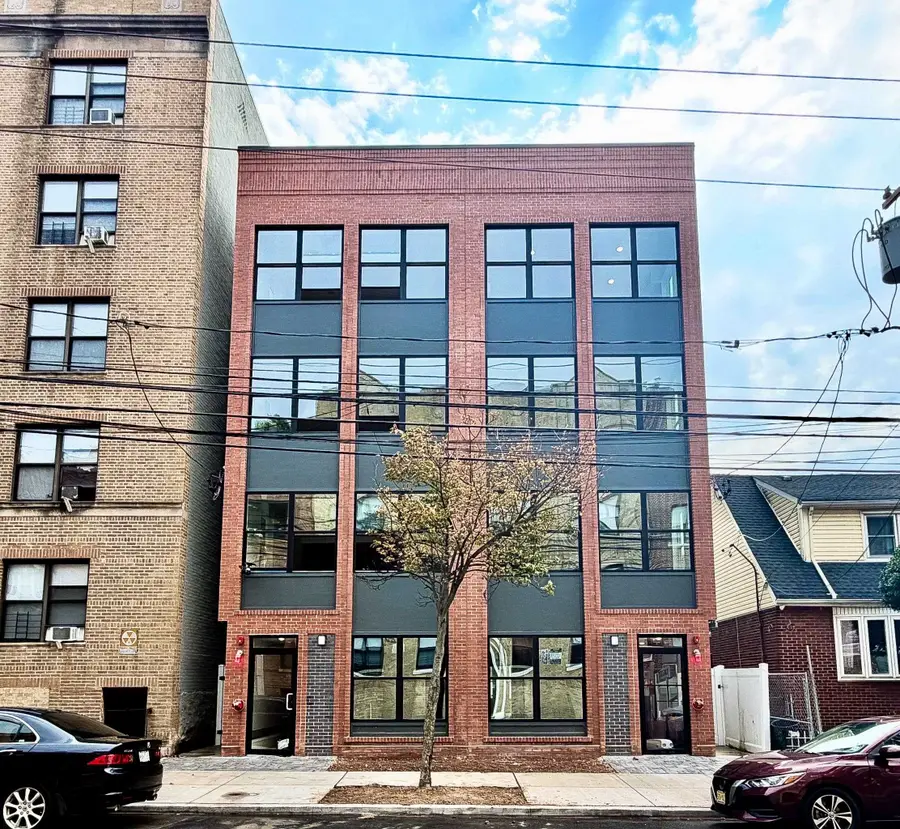 88 BERGEN AVE #4, Jersey City, NJ 07305 - #3