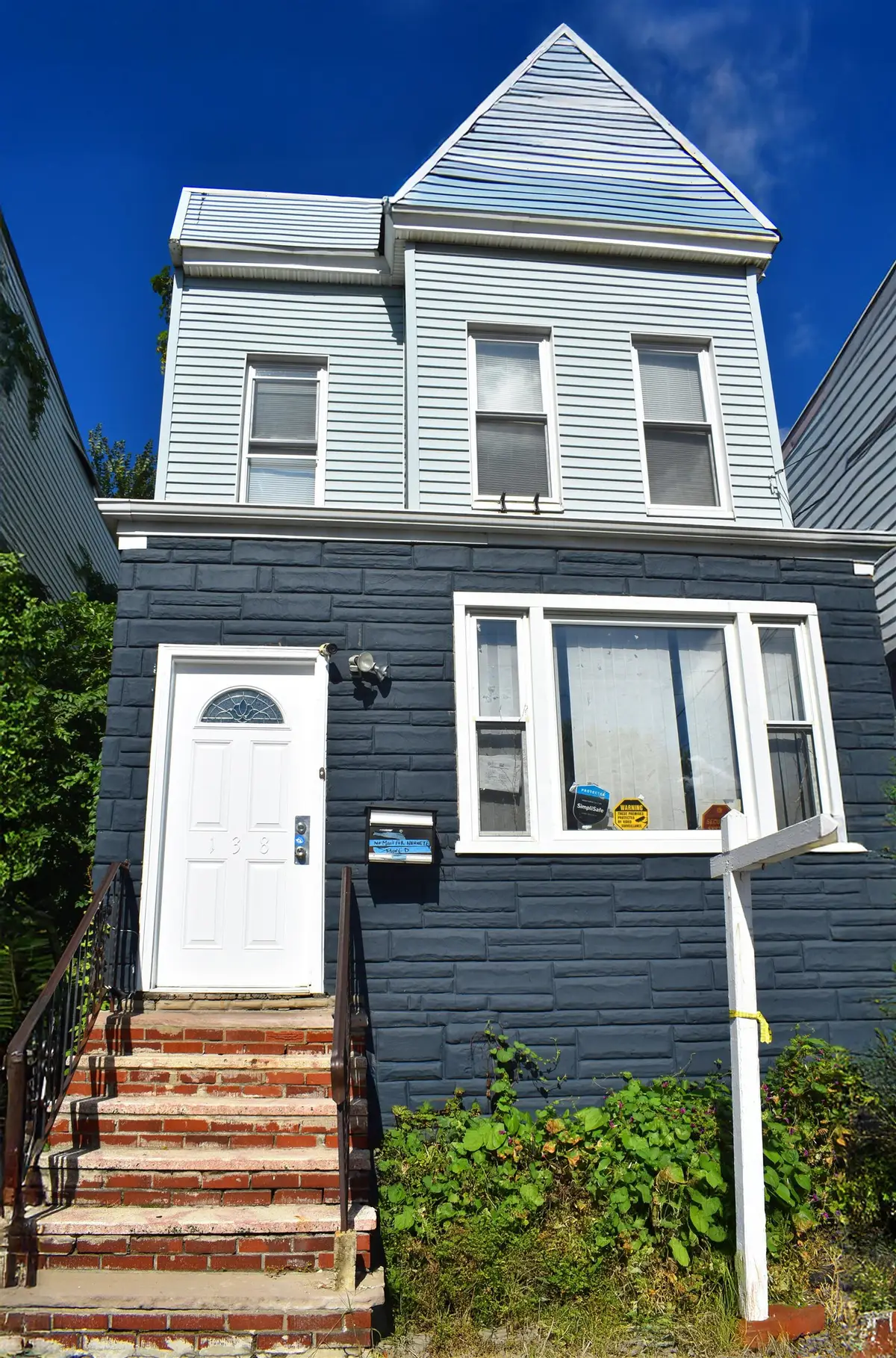 138 BAYVIEW AVE, Jersey City, NJ 07305 - #1
