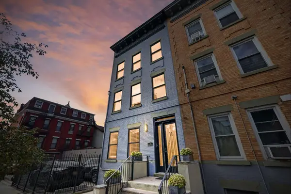 11 JEFFERSON AVE #1, JC, Heights, NJ 07306