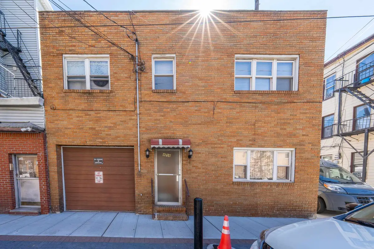 4708 HUDSON AVE, Union City, NJ 07087 - #1