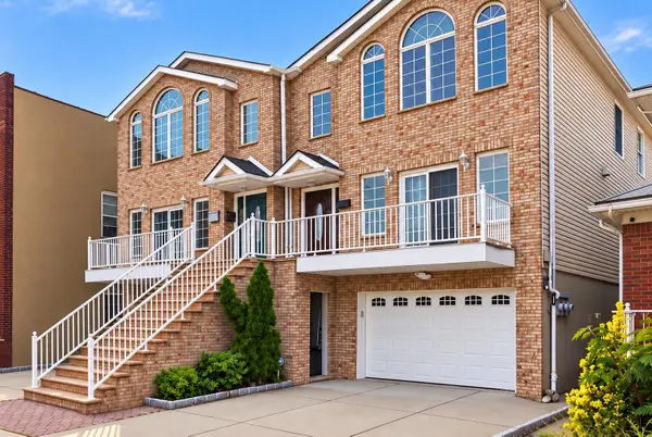 525 AVENUE A, Bayonne, NJ 07002