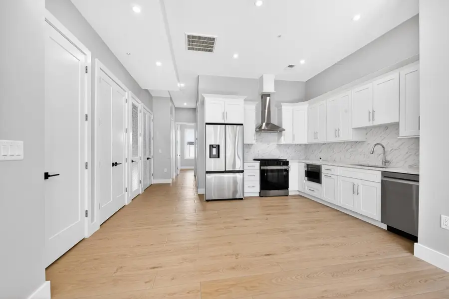 126 DE KALB AVE #1A, Jersey City, NJ 07306 - #3