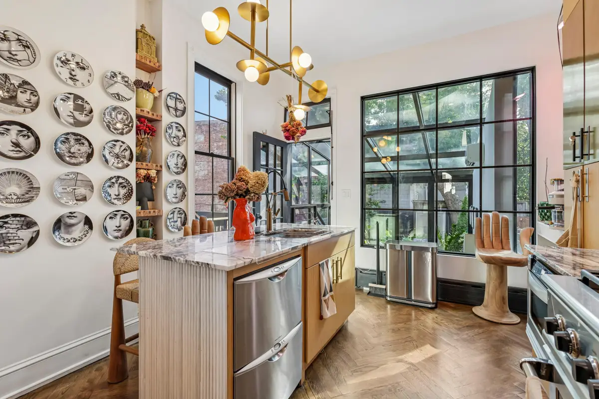 41 ASTOR PL, Jersey City, NJ 07304 - #1