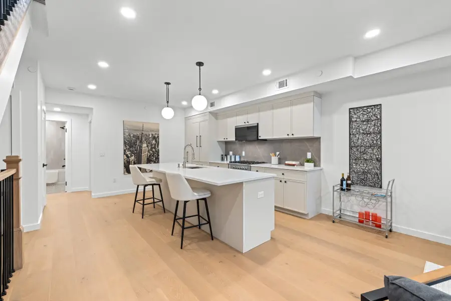 316 BARROW ST #2, Jersey City, NJ 07302 - #2