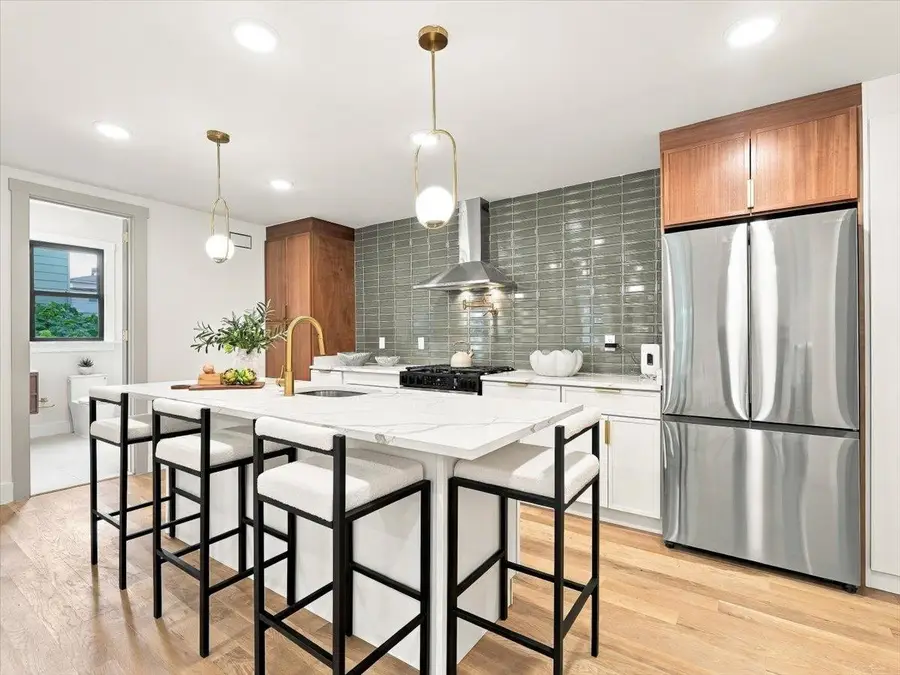 7 PIERCE AVE, Jersey City, NJ 07307 - #3