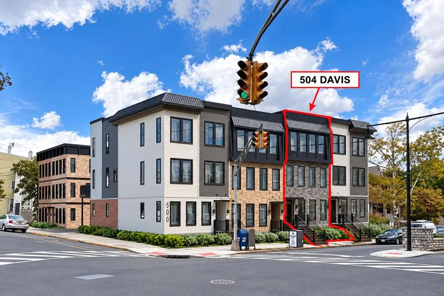 504 DAVIS AVE, Harrison, NJ 07029 - #2