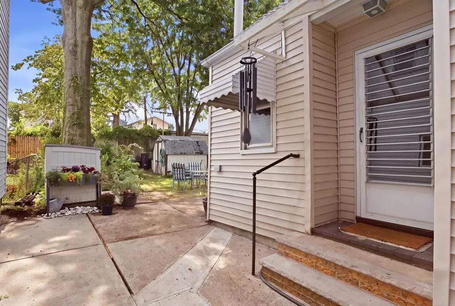 22 WEST 7TH ST, Bayonne, NJ 07002 - #3
