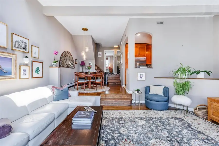 298 3RD ST #4, Jersey City, NJ 07302 - #3