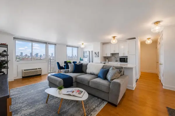 100 MANHATTAN AVE #708, Union City, NJ 07087