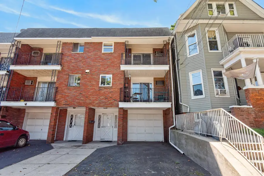 5 RESERVOIR AVE, Jersey City, NJ 07307 - #2