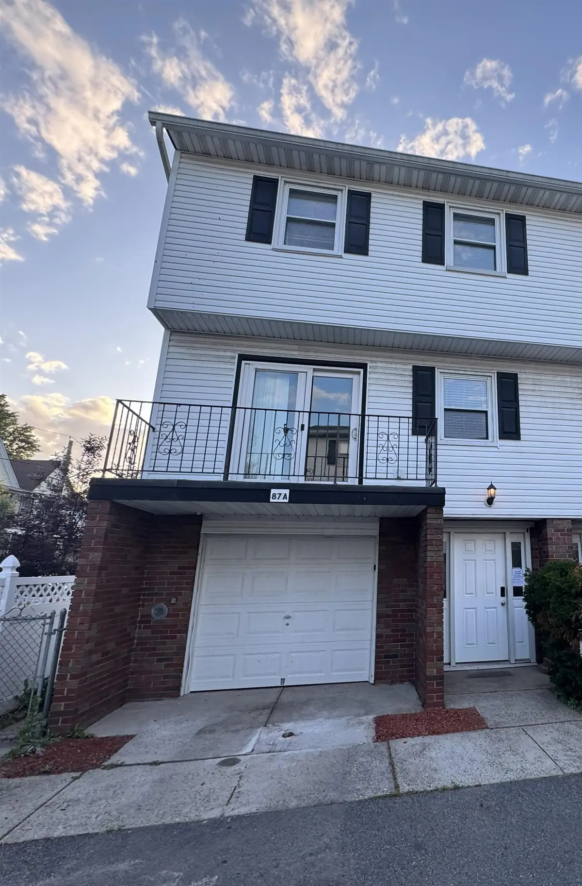 87 9TH ST, Bayonne, NJ 07002 - #1