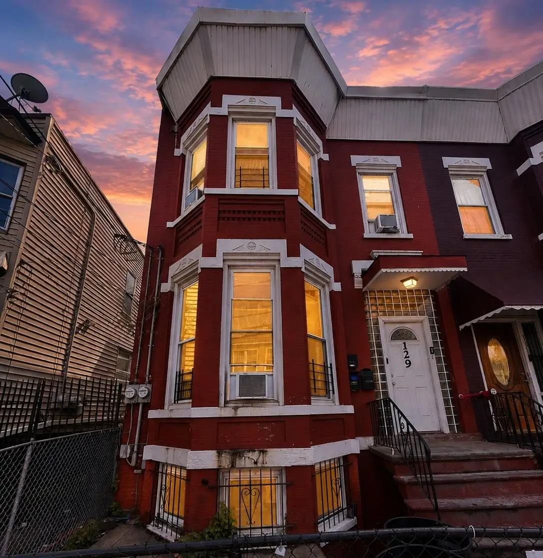 129 KEARNEY AVE, Jersey City, NJ 07305 - #1