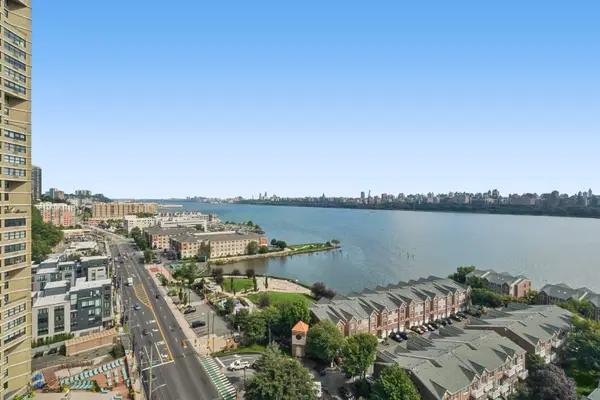 7002 BLVD EAST #18B, Guttenberg, NJ 07093