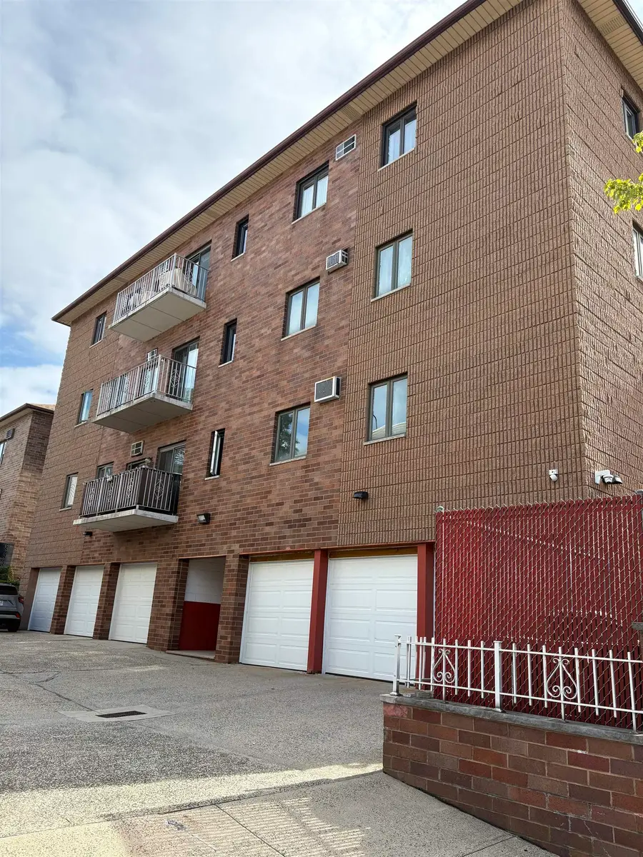 647-653 KENNEDY BLVD #304, Bayonne, NJ 07002 - #3
