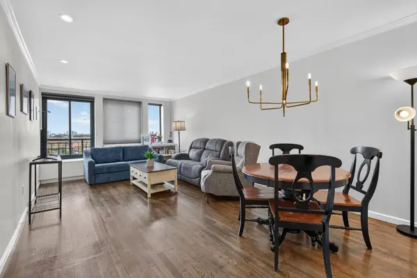 205 10TH ST #8T, JC, Downtown, NJ 07302