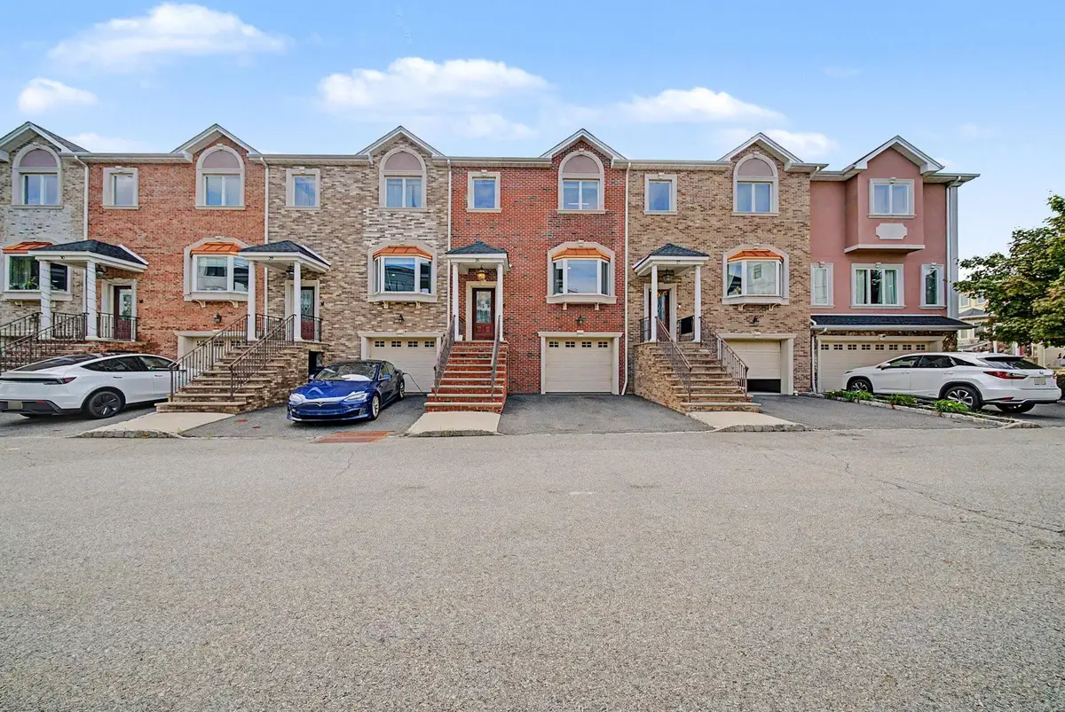28 JACOBS LANDING WAY, Secaucus, NJ 07094 - #1