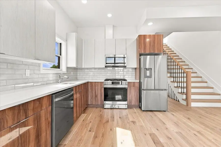 24 WEST 19TH ST, Bayonne, NJ 07002 - #2