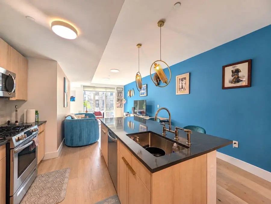 348 BALDWIN AVE #301, Jersey City, NJ 07306 - #2