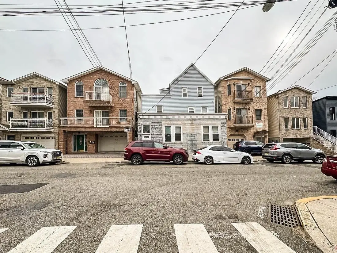 151 SOUTH ST, Jersey City, NJ 07307 - #1