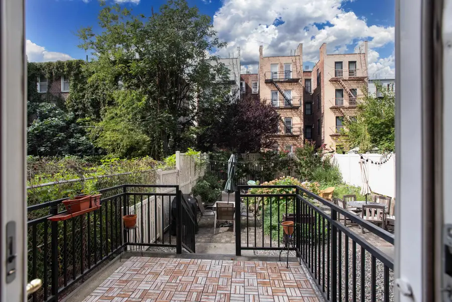 518 PARK AVE #1L, Hoboken, NJ 07030 - #2